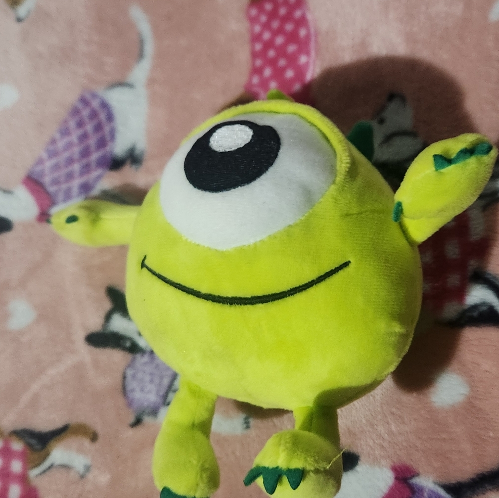 Mike Wazowski Bag Clip / Keychain Plush Monsters Inc Disney - Picture 2 of 8